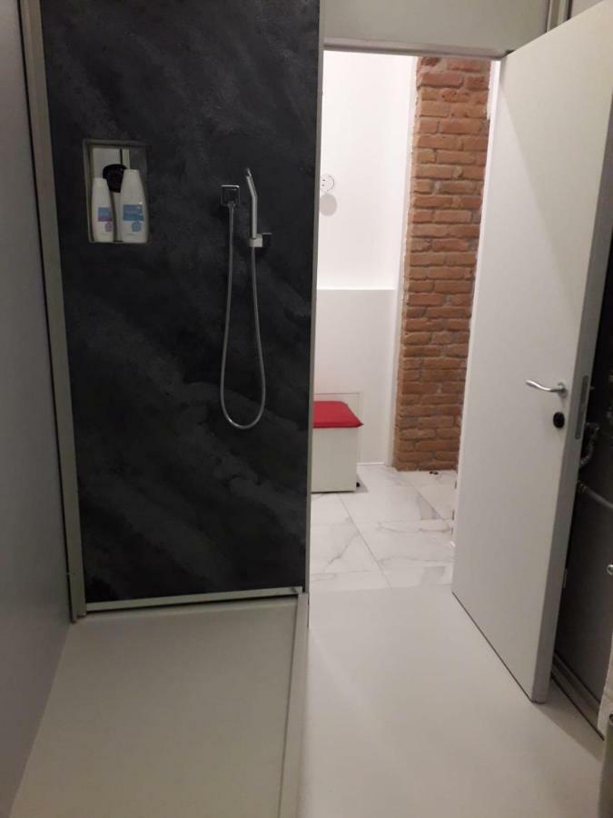 La Casa Di Morazzone Giulia Apartment Pavia Exterior foto